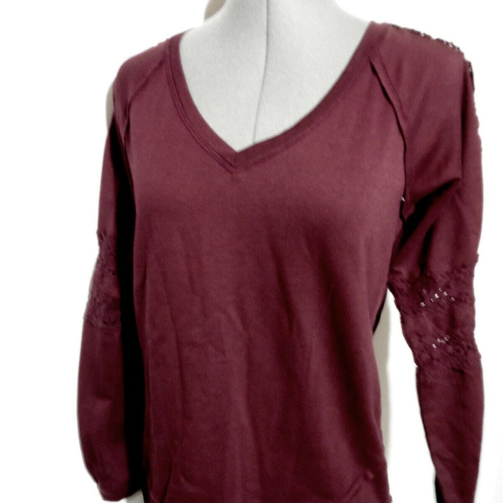 New KNOX ROSE Crochet trim T-shirt Top XS Burgundy Wine V-neck round hem Raglan